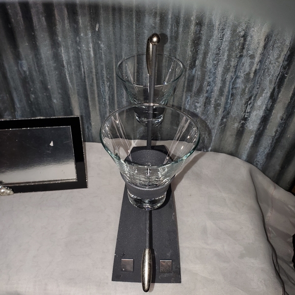 Vintage Black Metal Art Candle Holder & Black Enameled Frame - Picture 7 of 16